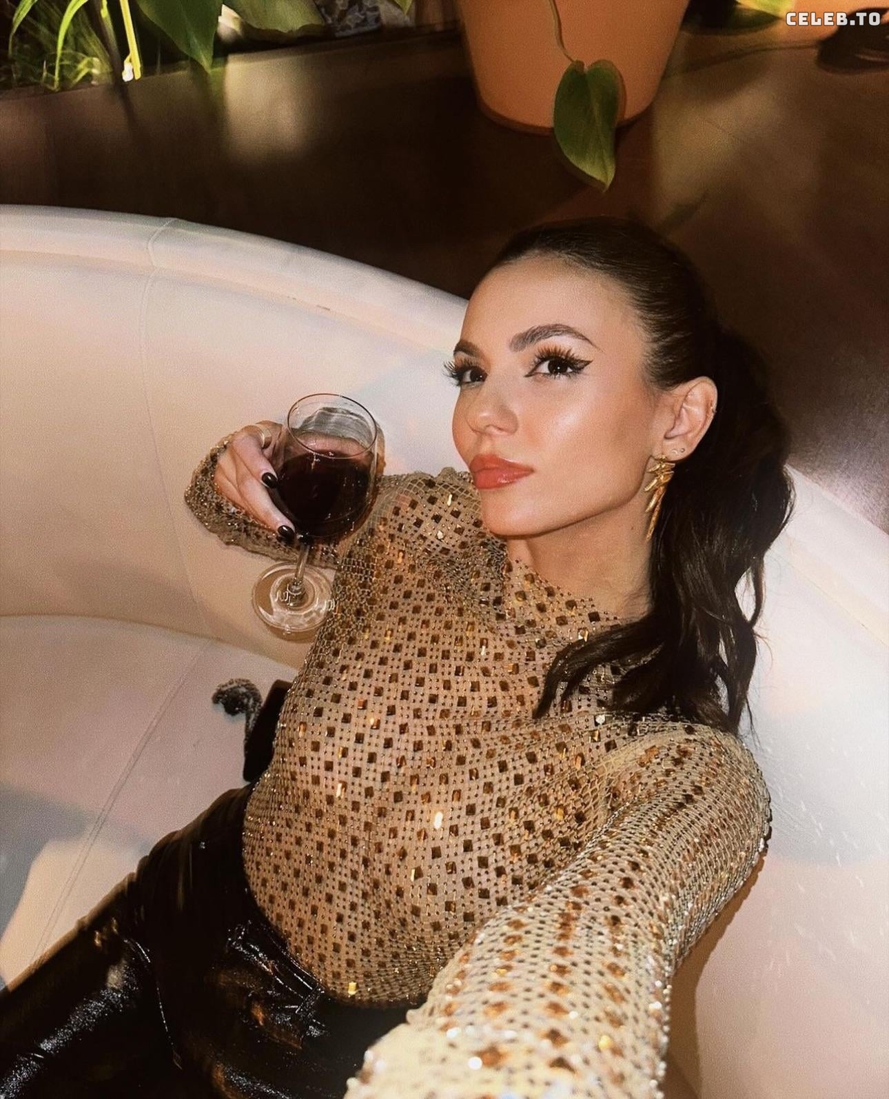 Image 1819336 from Victoria Justice