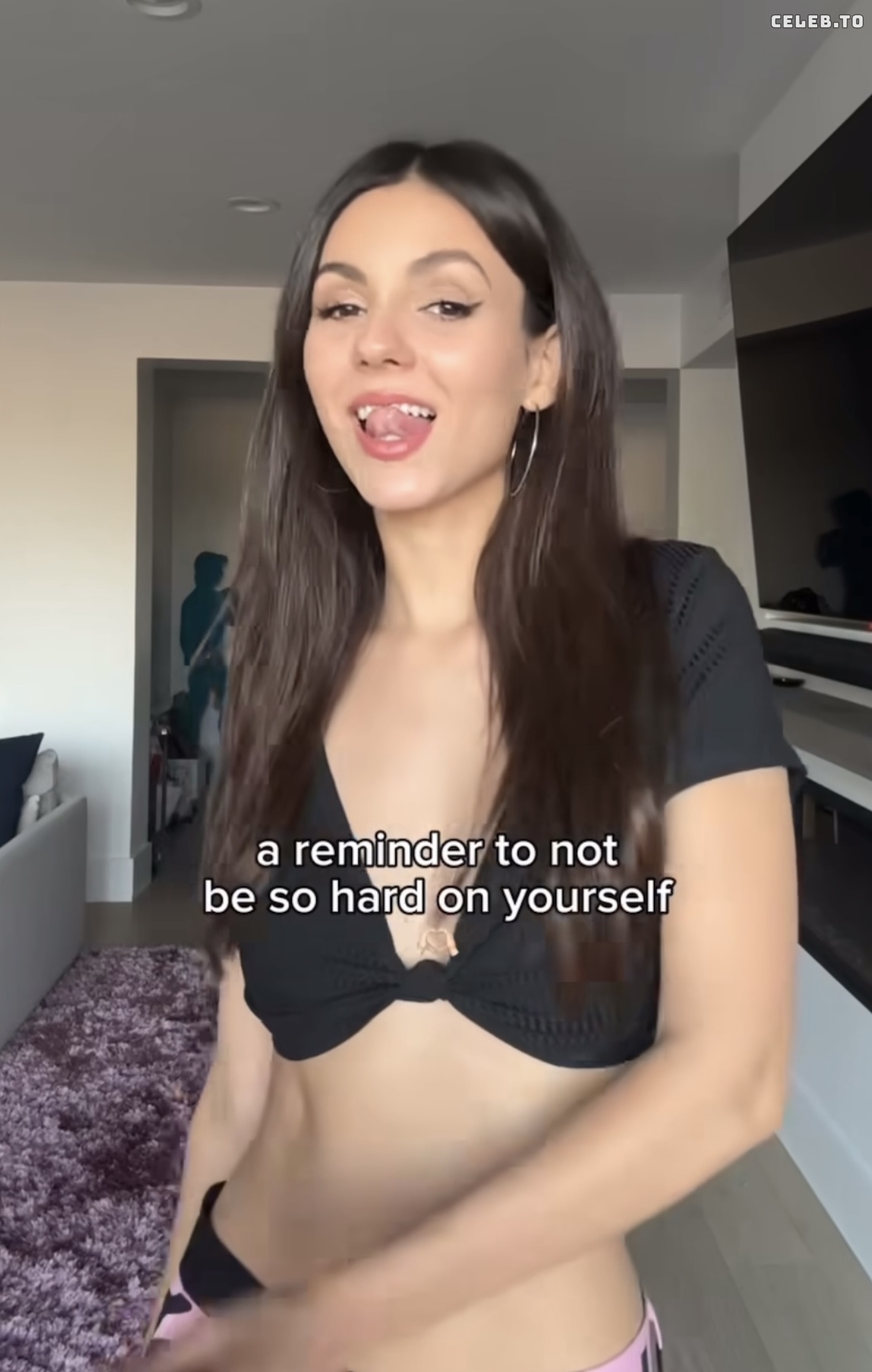 Image 1824559 from Victoria Justice