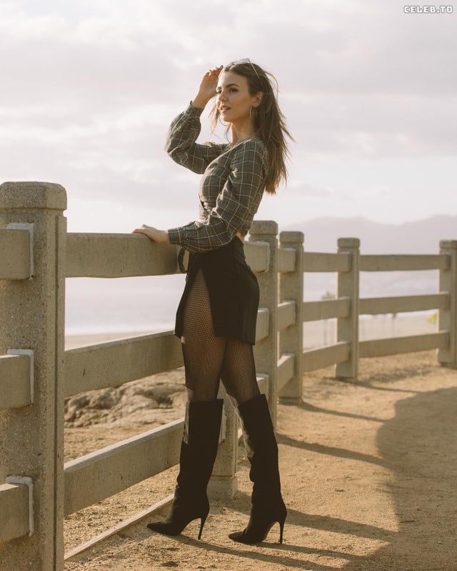 Image 1826463 from Victoria Justice