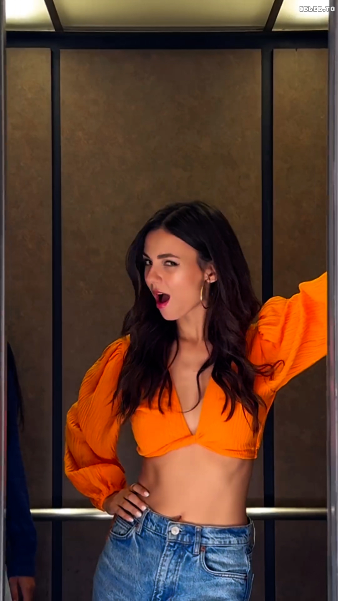 Image 1829836 from Victoria Justice