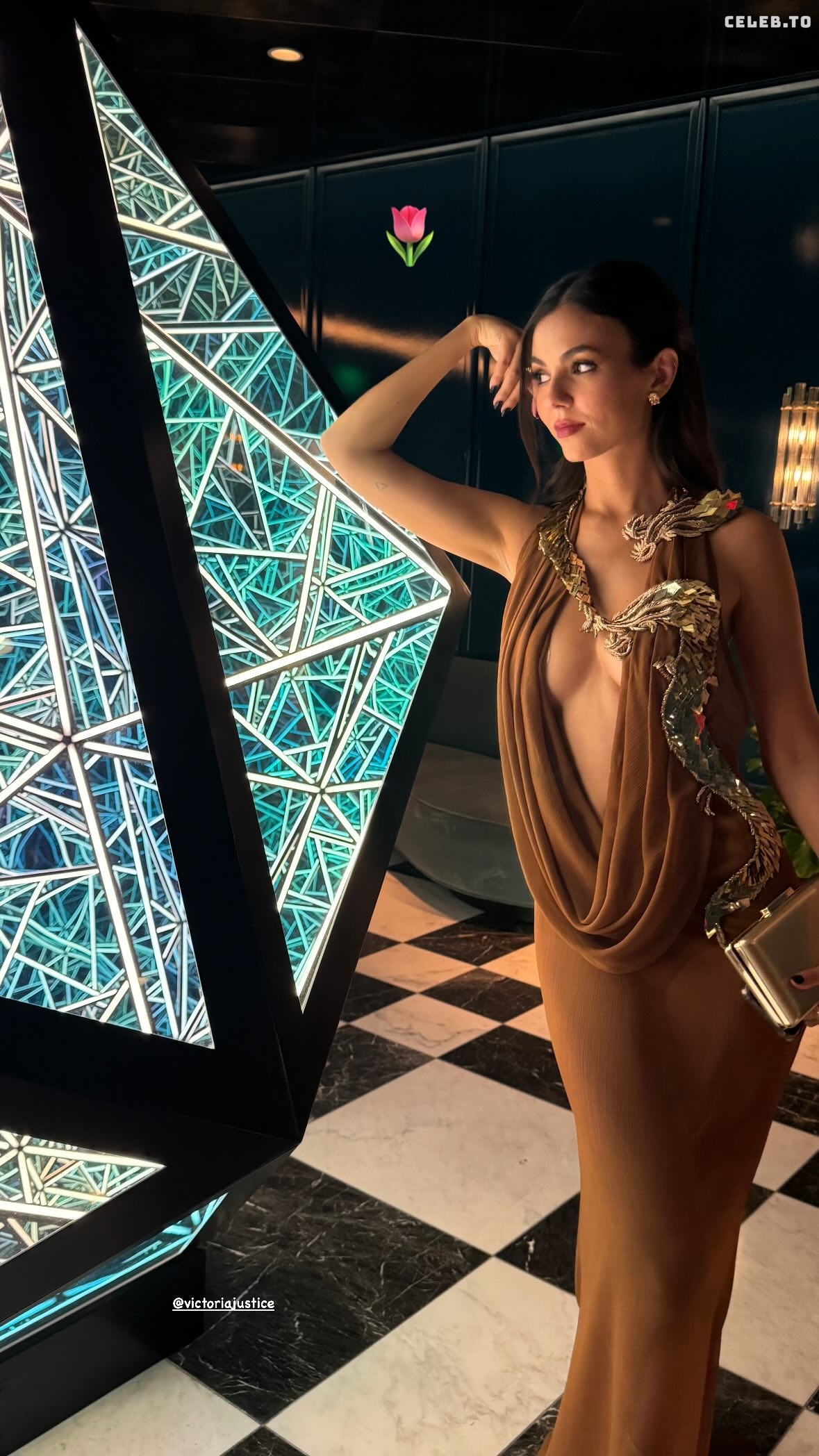 Image 1835998 from Victoria Justice