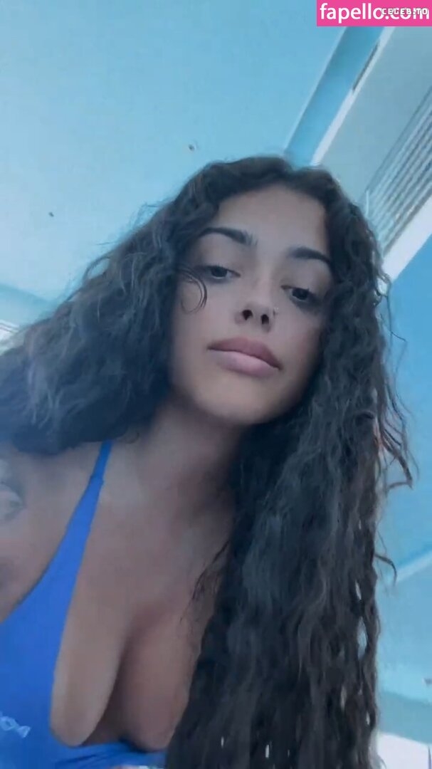 Image 1977943 from Malu Trevejo