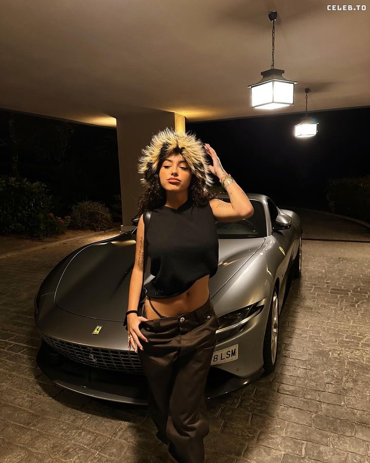 Image 1983454 from Malu Trevejo