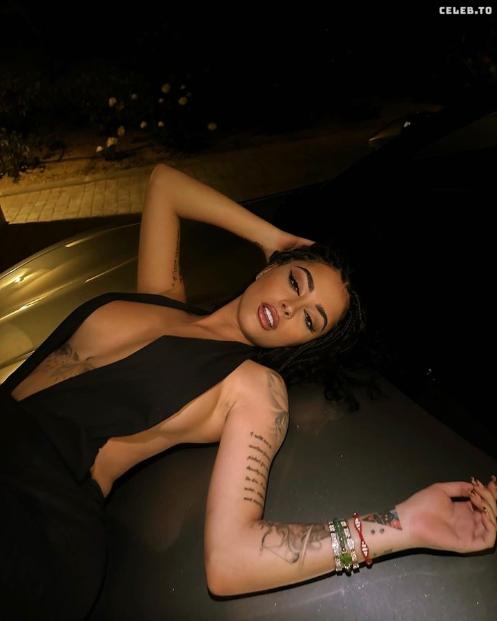 Image 1983988 from Malu Trevejo