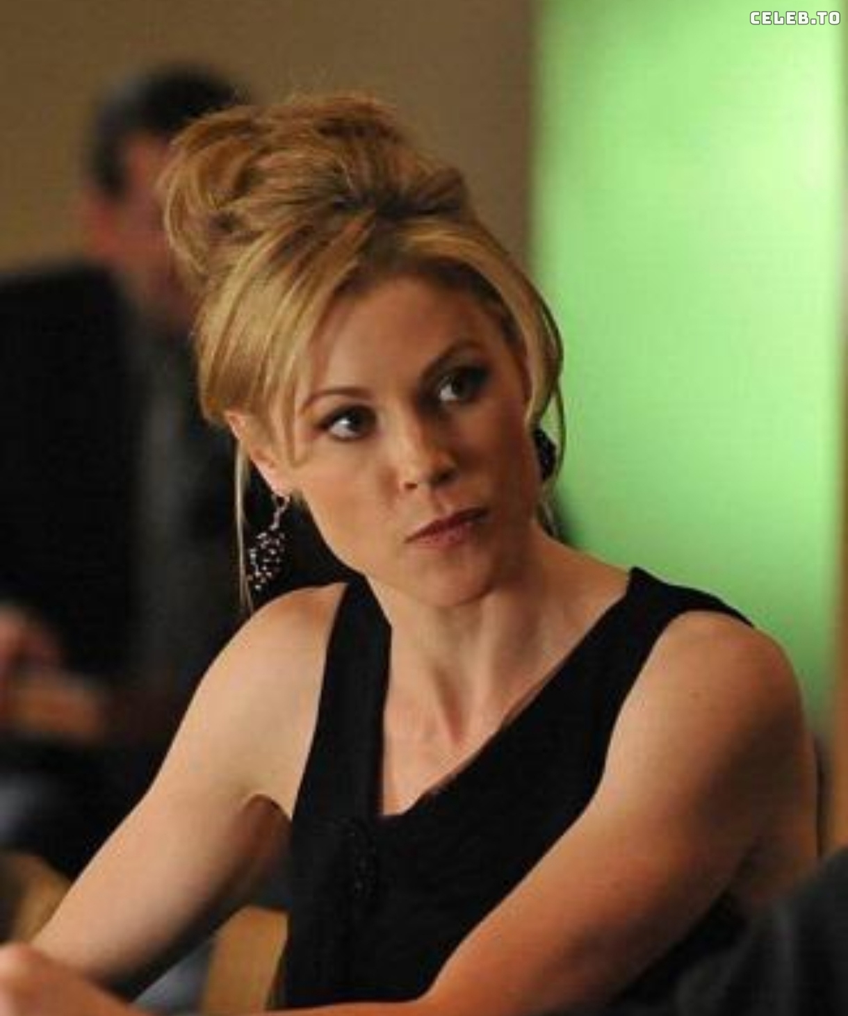 Image 2006668 from Julie Bowen