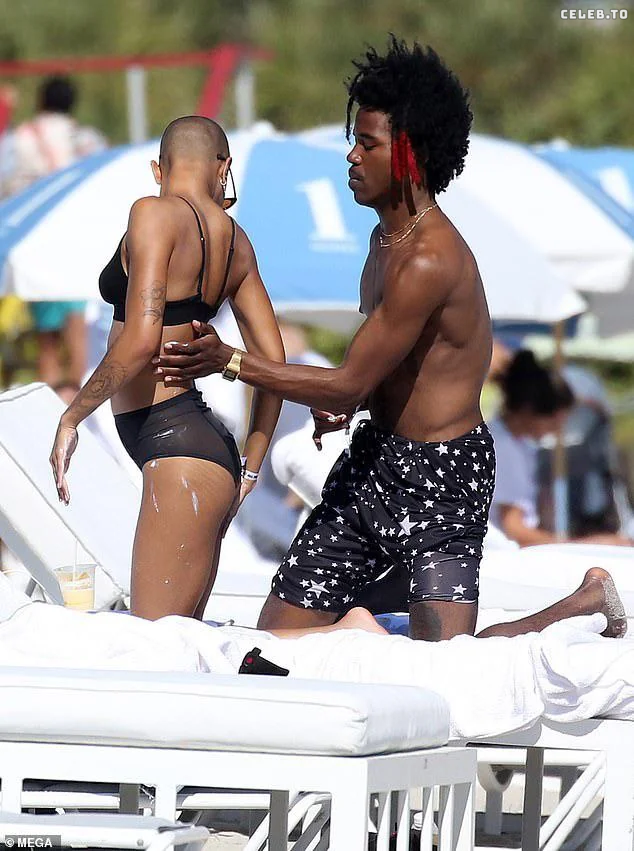 Image 2067101 from Willow Smith