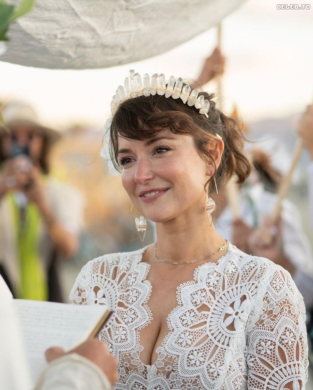 Image 2072104 from Milana Vayntrub