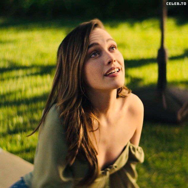 Image 2076904 from Victoria Pedretti