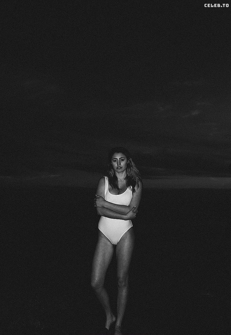 Image 2080084 from Lia Marie Johnson