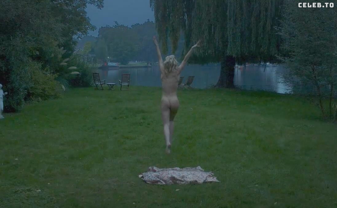 Image 2105979 from Vanessa Kirby