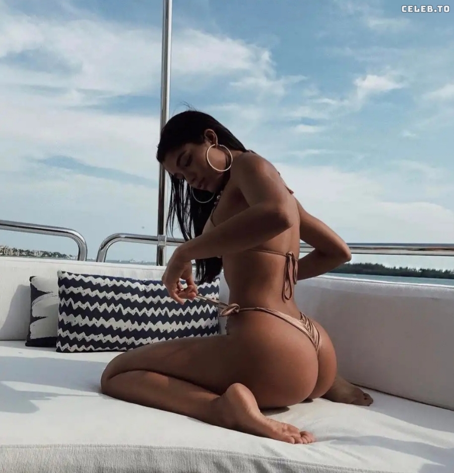 Image 2111223 from Yovanna Ventura