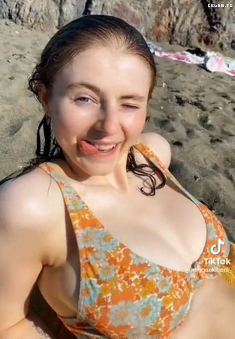 Image 2111359 from Thomasin McKenzie
