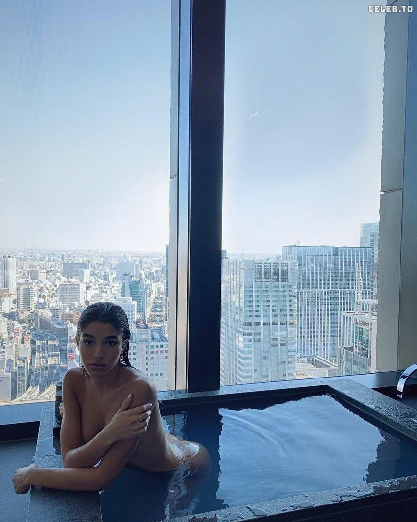 Image 2111793 from Yovanna Ventura