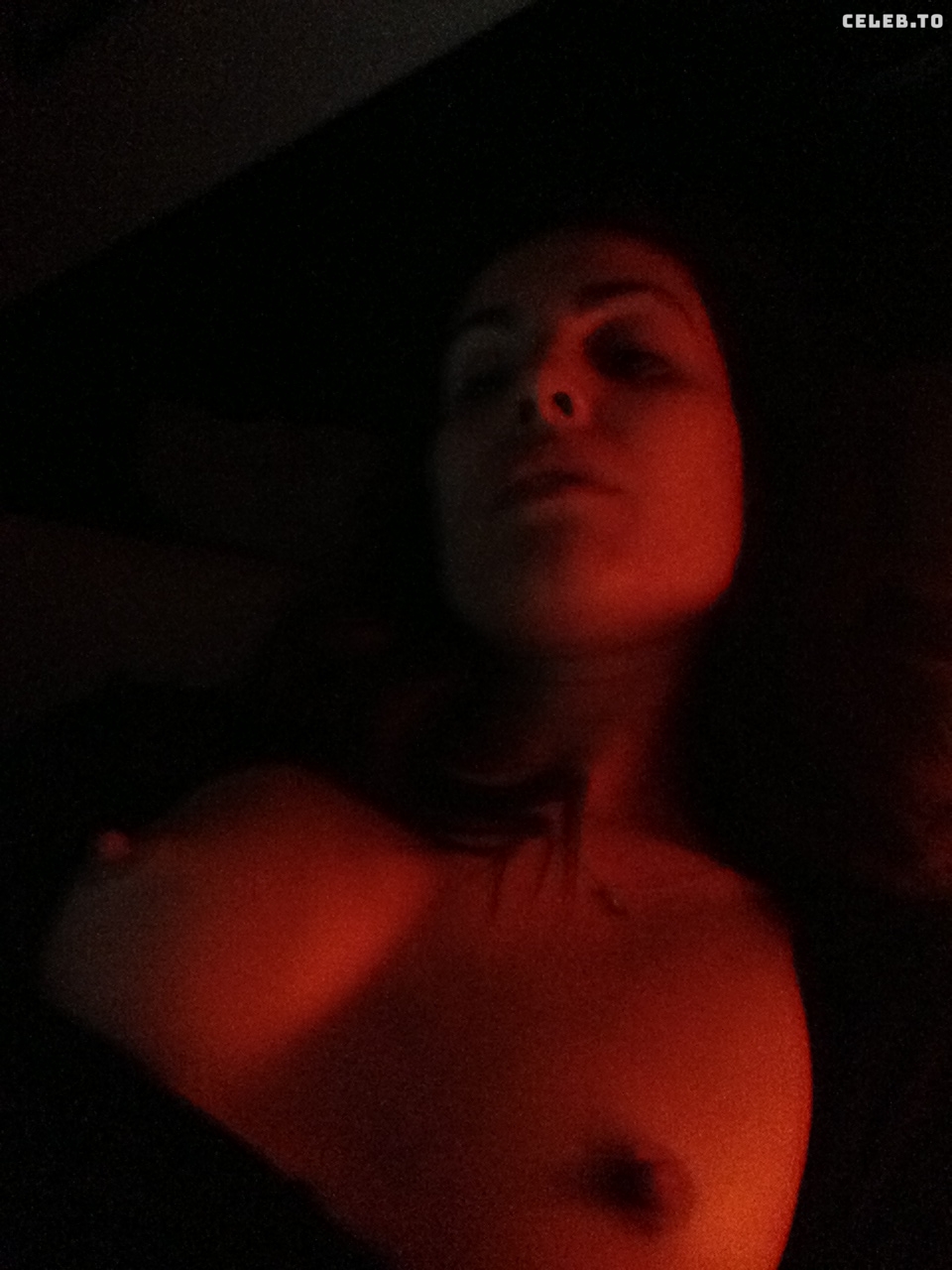 Image 2114373 from Carly Pope