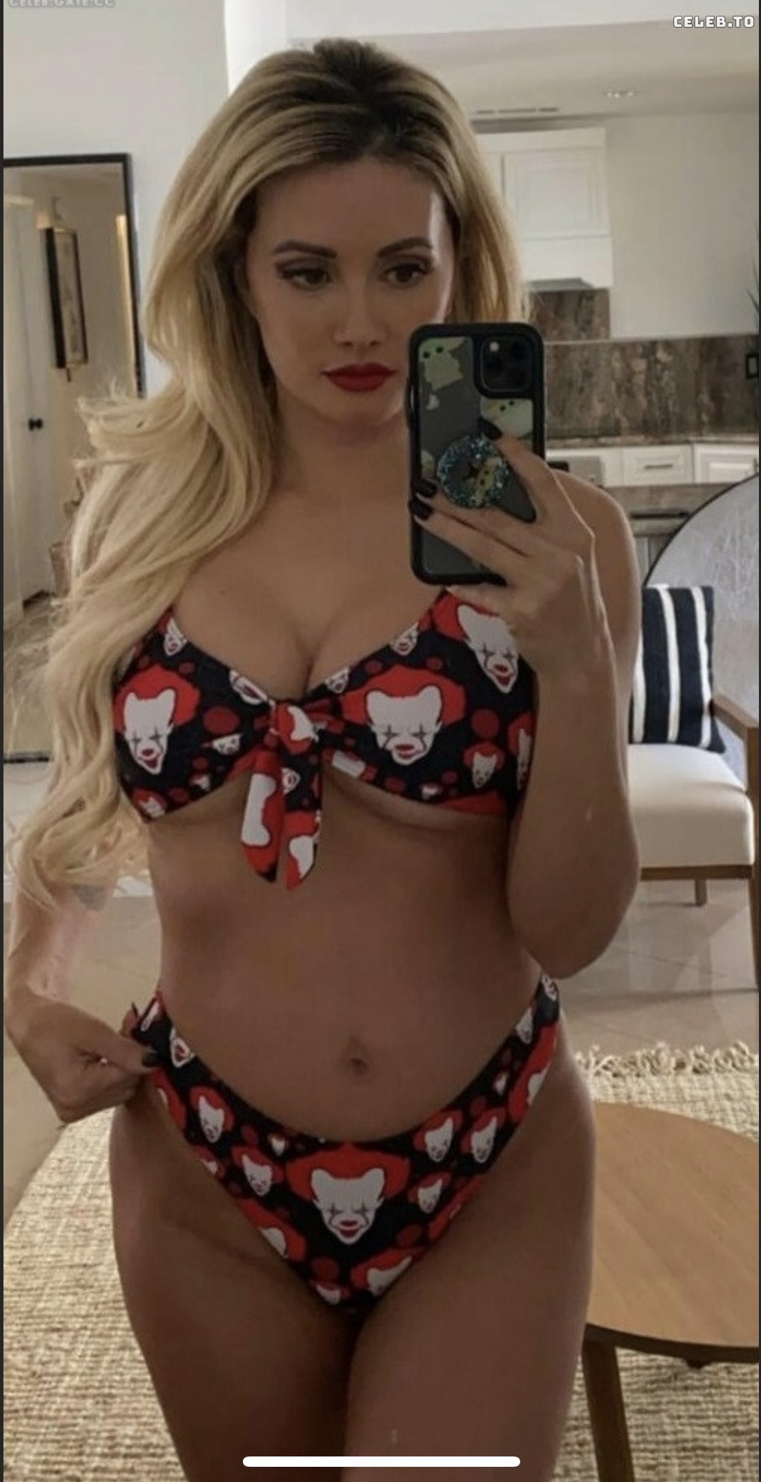 Image 2116581 from Holly Madison