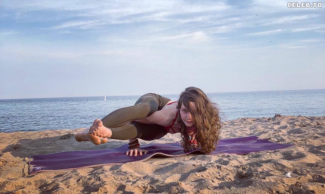 Image 2116765 from Jordan Todosey