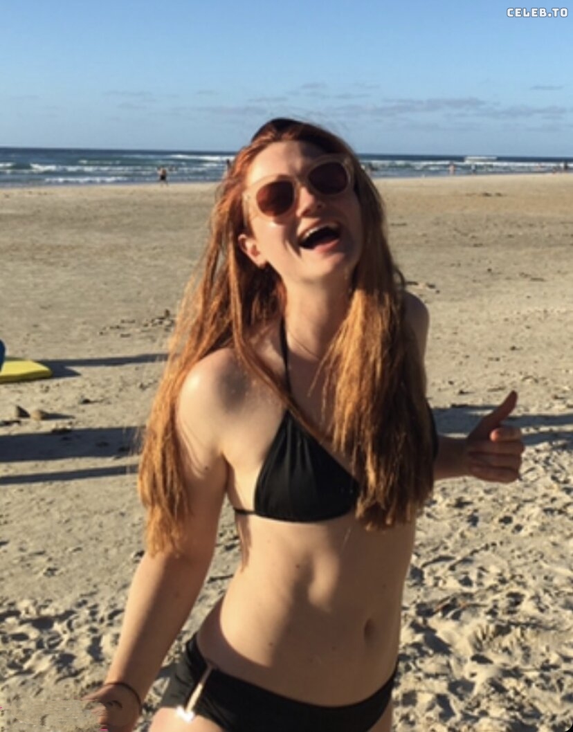 Image 2118475 from Bonnie Wright