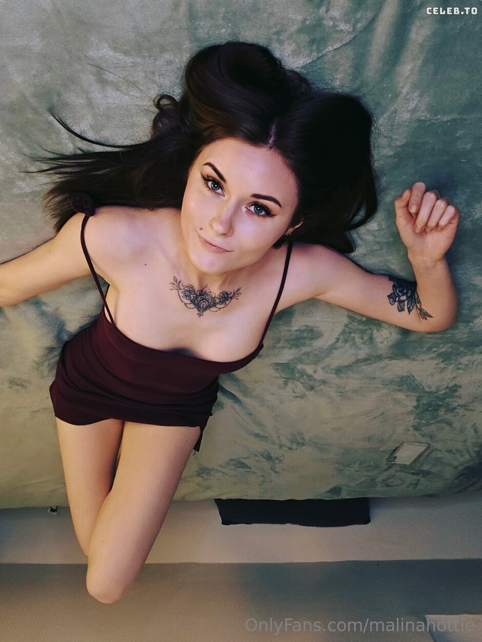 Image 2140513 from malinahottie