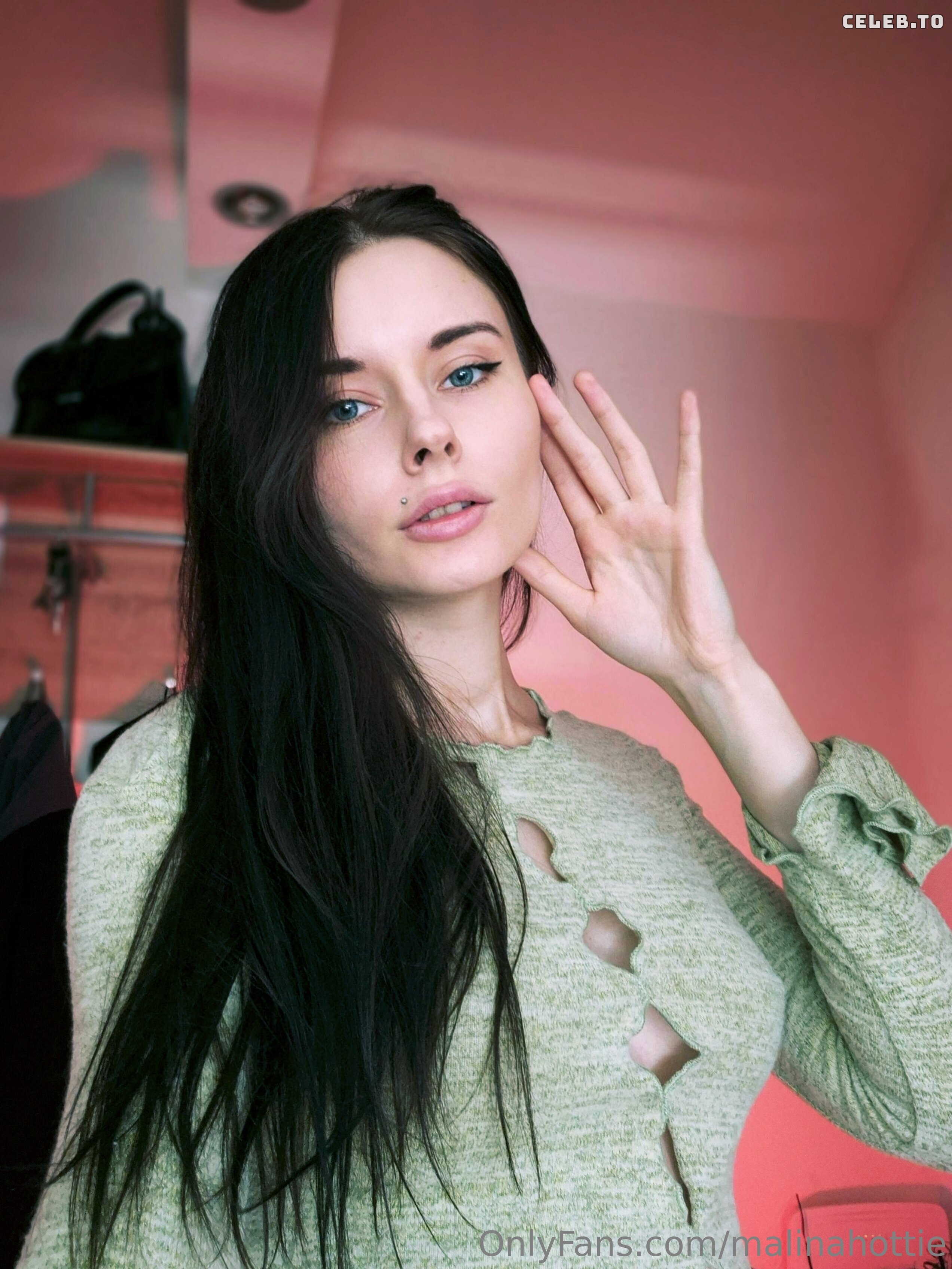 Image 2141141 from malinahottie