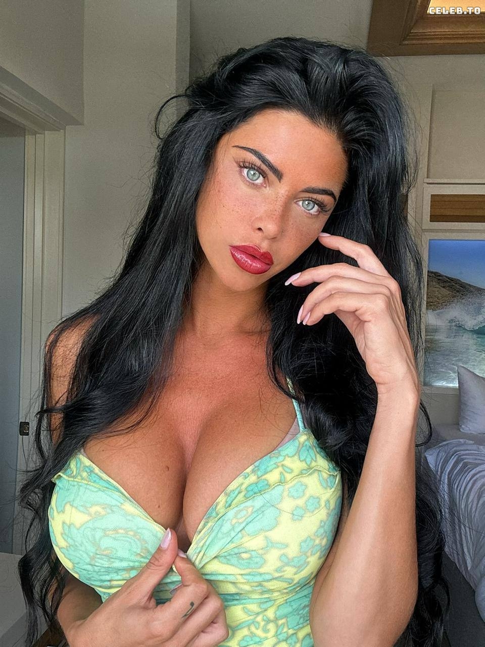 Image 2434407 from Stella Versini