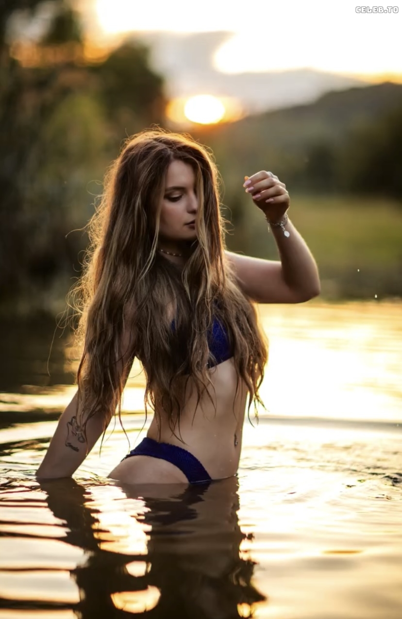 Image 2573175 from Jana Wolf / jana_officialx