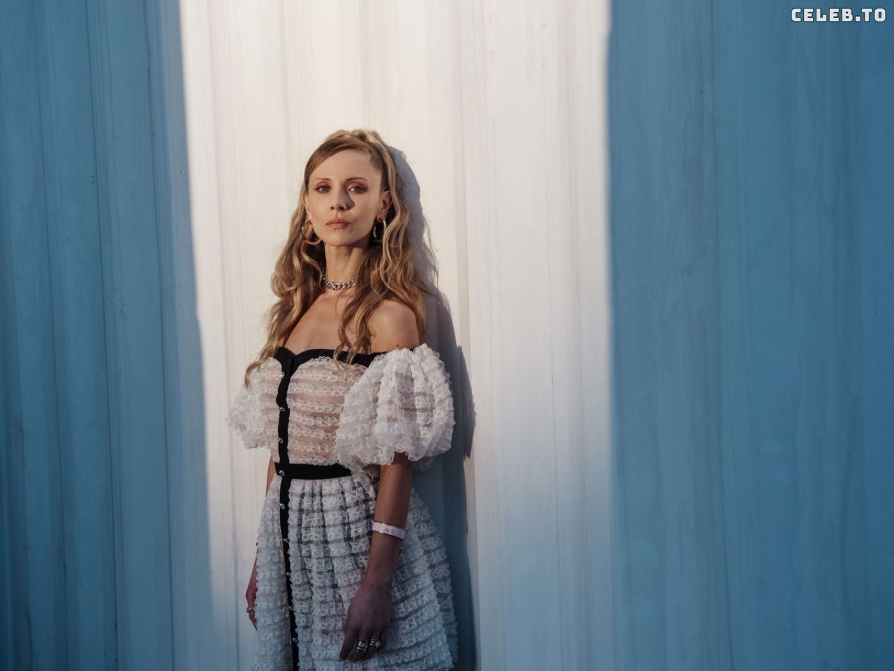 Image 2627715 from Juno Temple
