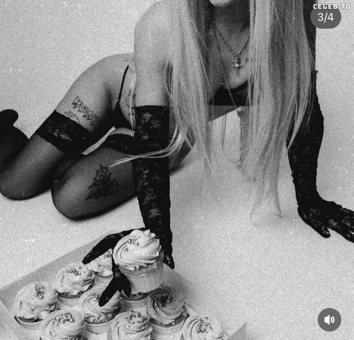 Image 2802175 from Hellaspicy777