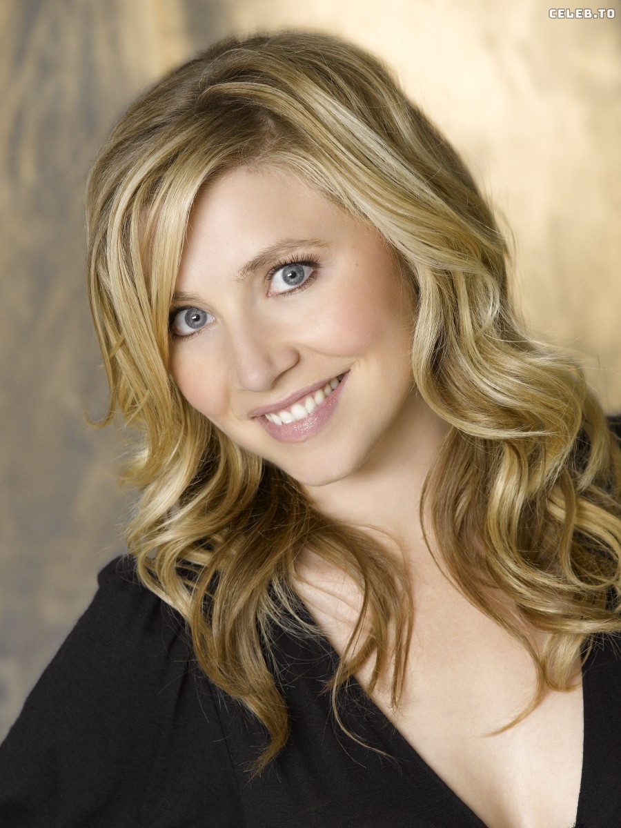 Image 2813028 from Sarah Chalke