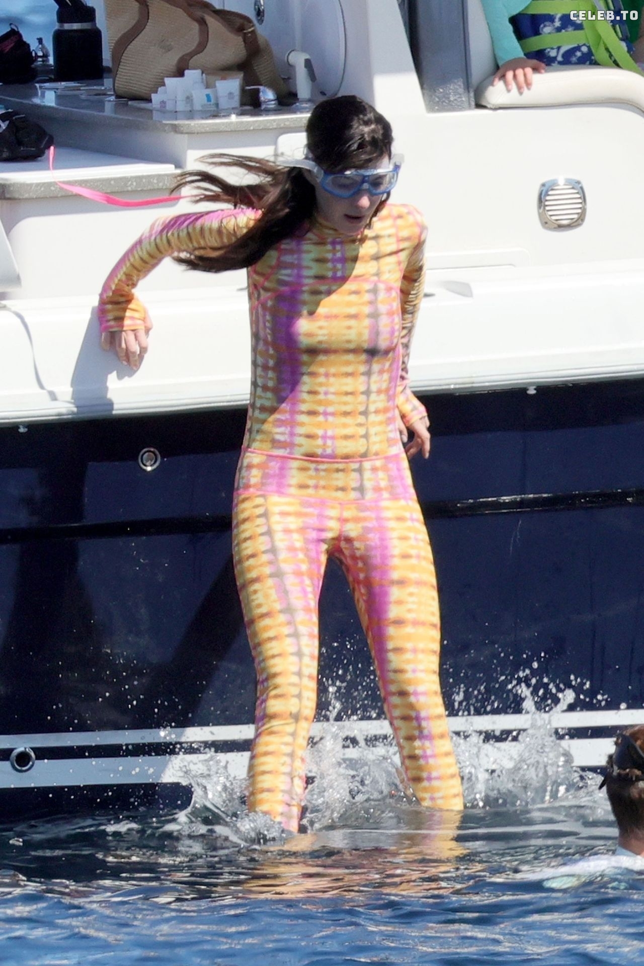 Image 2853369 from Anne Hathaway