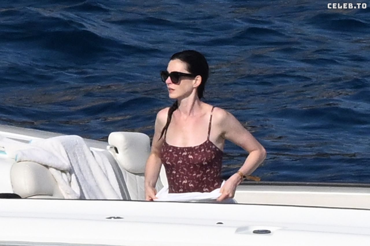 Image 2853447 from Anne Hathaway