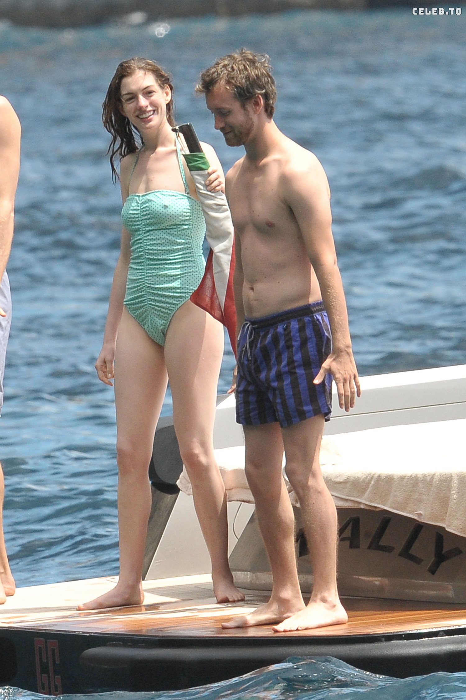 Image 2853492 from Anne Hathaway