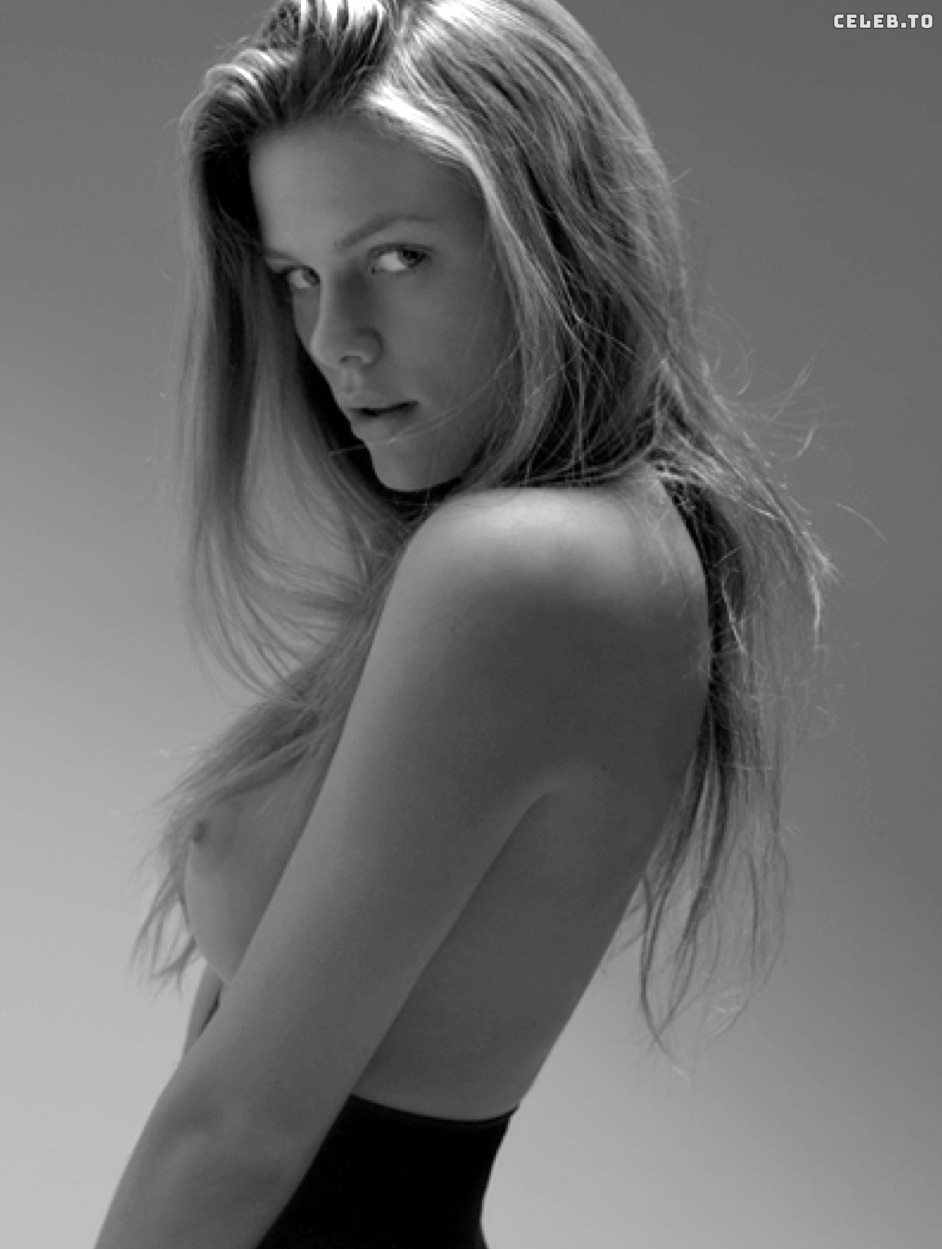 Image 2860877 from Brooklyn Decker