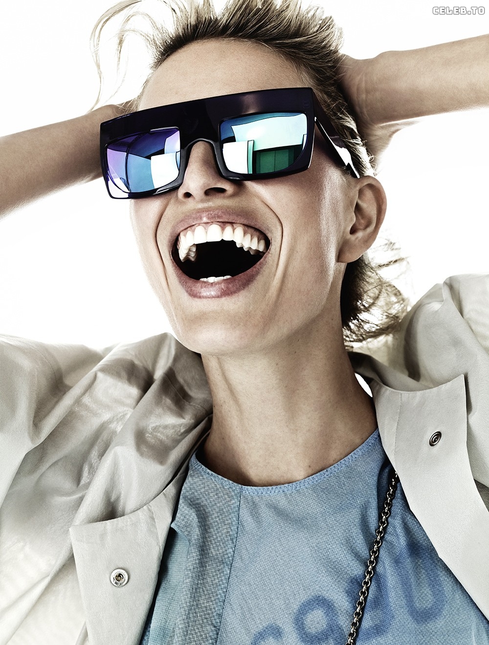Image 3004327 from Karolina Kurkova
