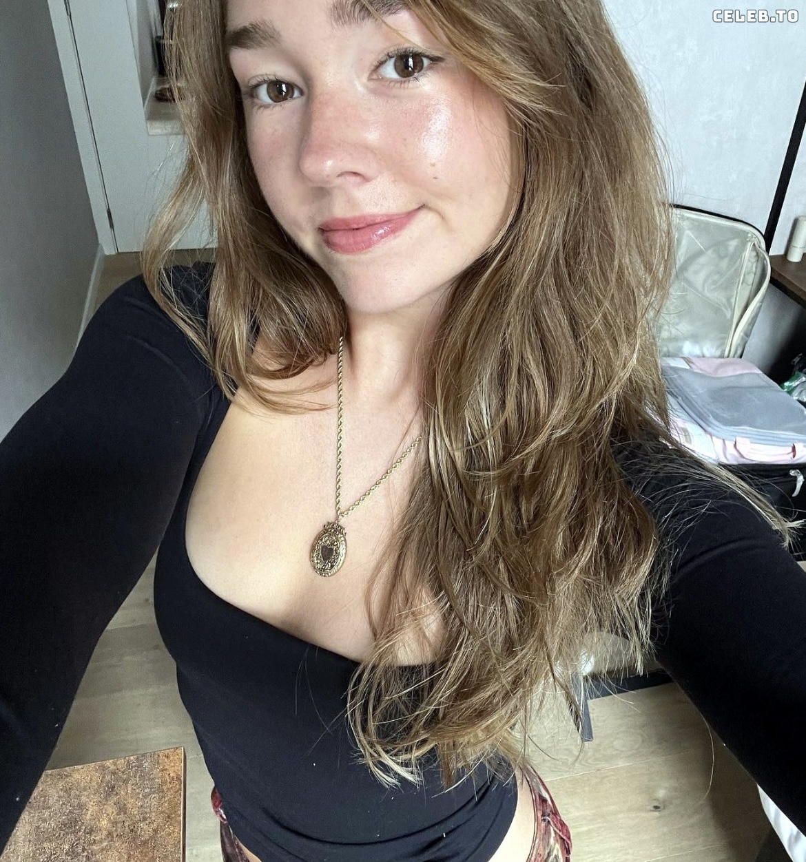 Image 3005497 from Holly Taylor