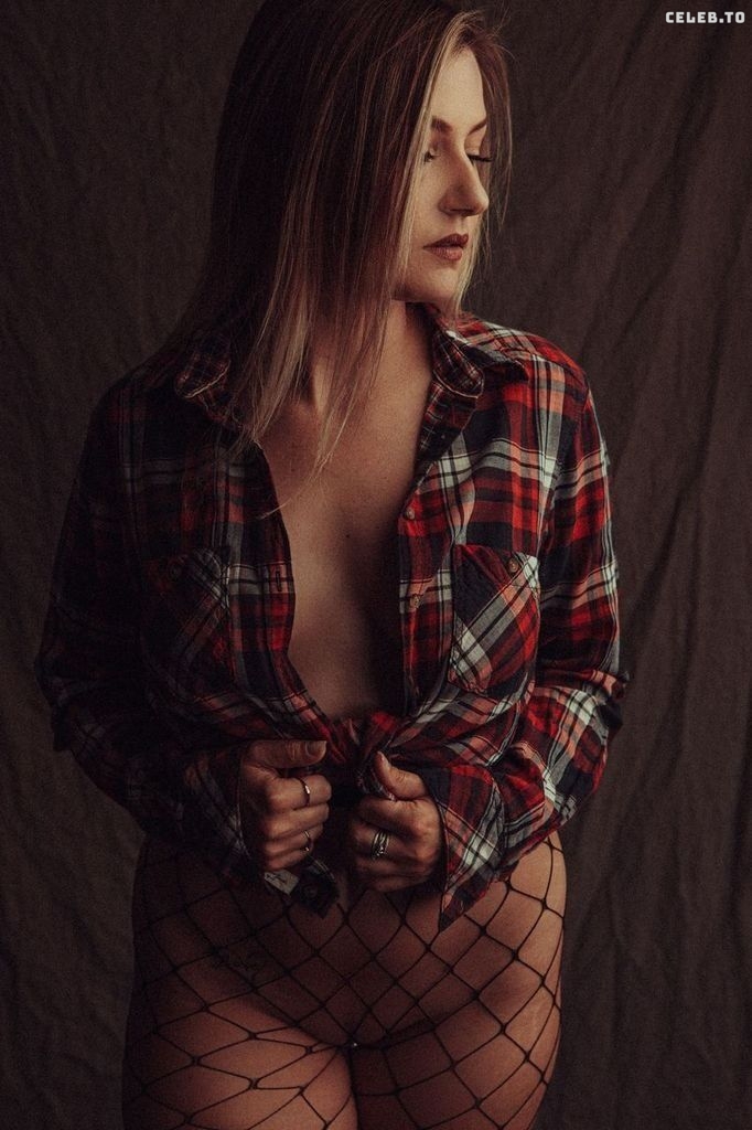 Image 3044856 from Katjaxlena (katjaxlena_sensual)