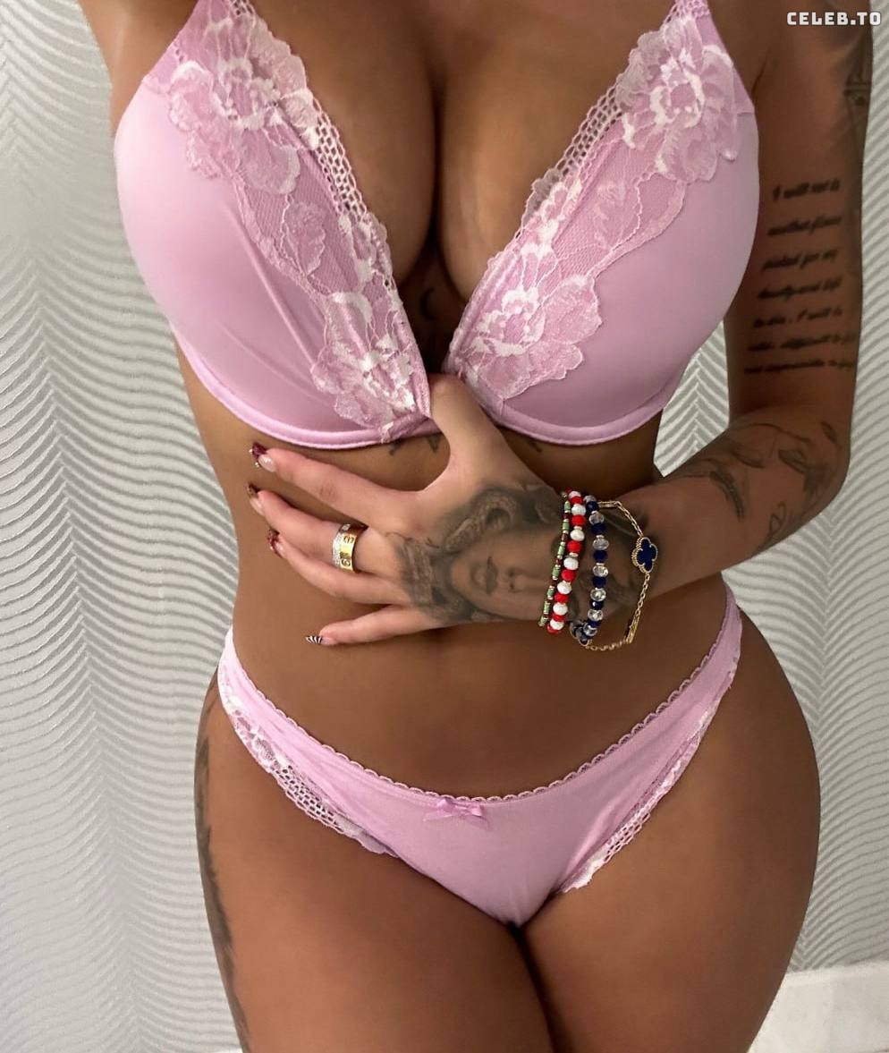 Image 3057758 from Malu Trevejo