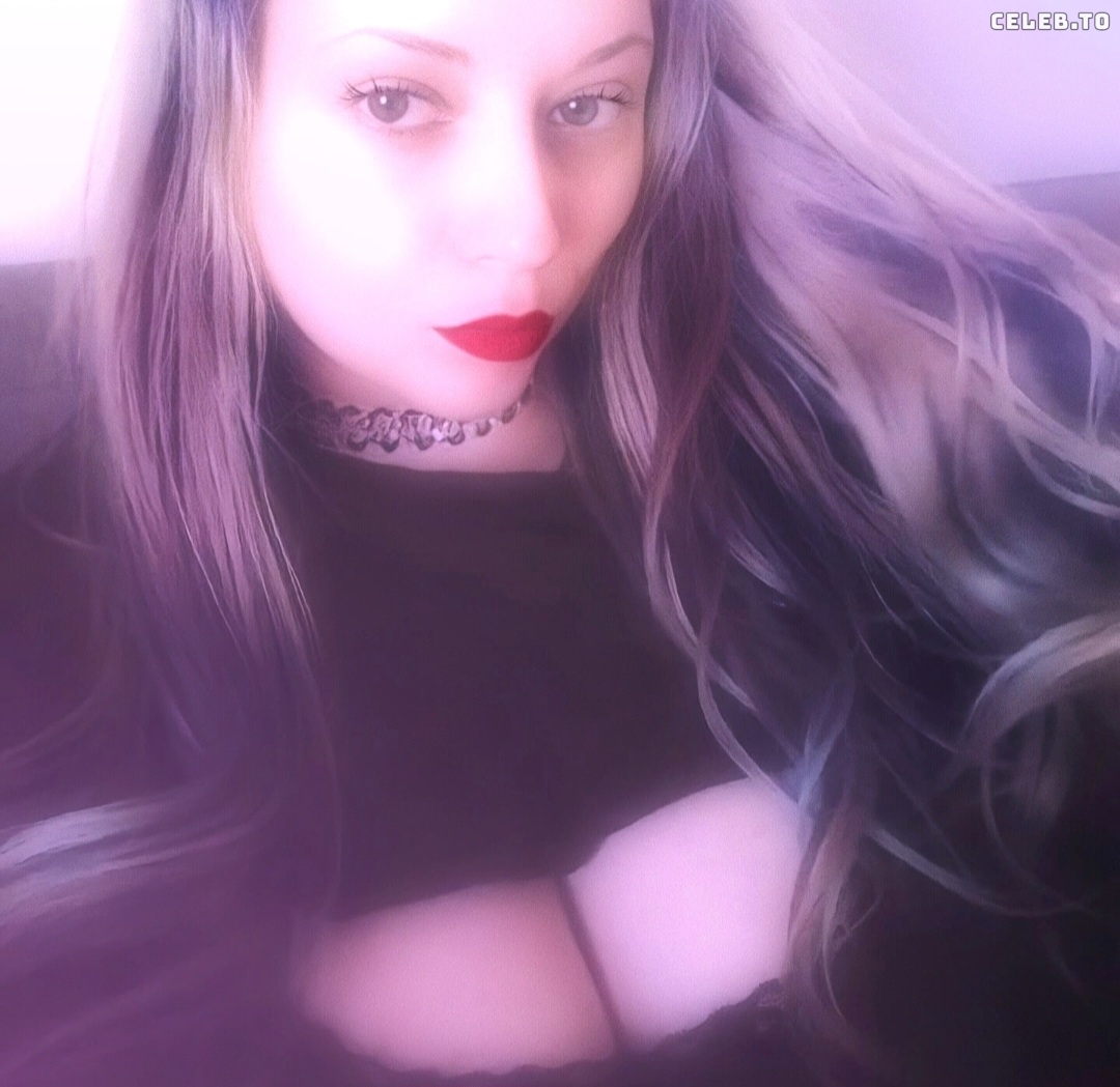 Image 3237533 from Milfydagger