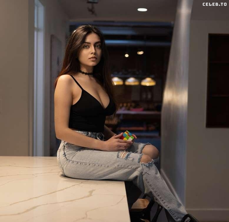 Image 3337495 from Zara Dar
