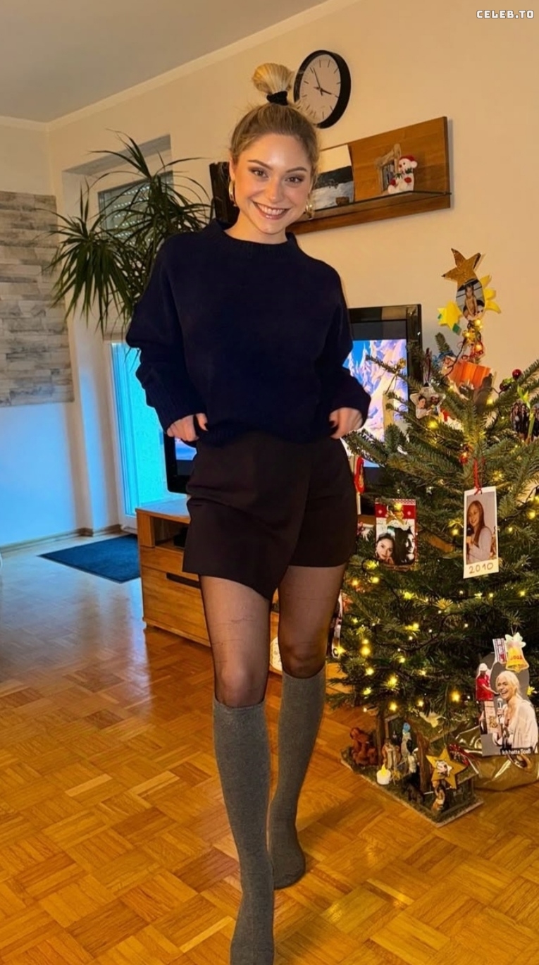 Image 3372795 from Alina Khani