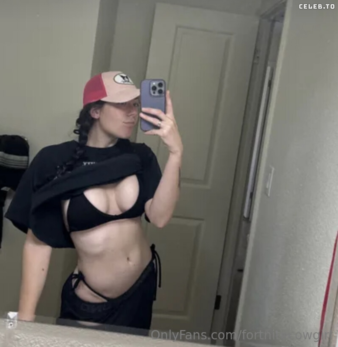 Image 3386555 from fortnitecowgirlx
