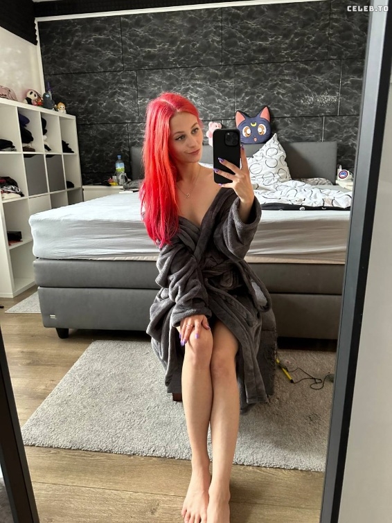 Image 3387846 from diana.wild.official