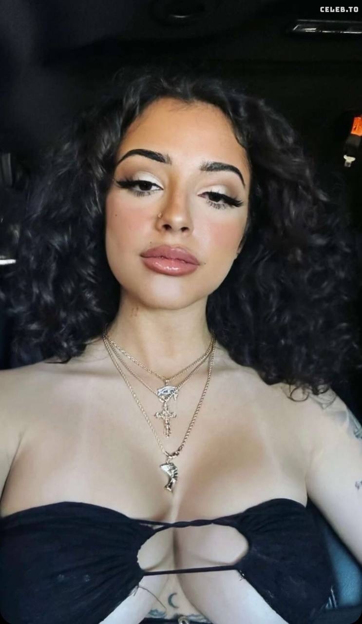 Image 3401693 from Malu Trevejo