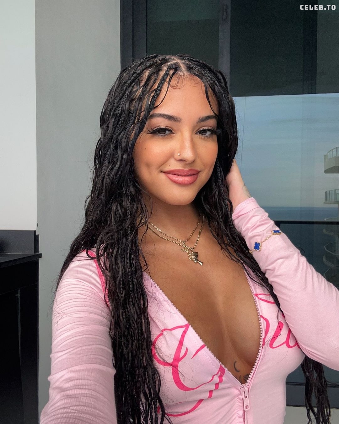 Image 3402388 from Malu Trevejo