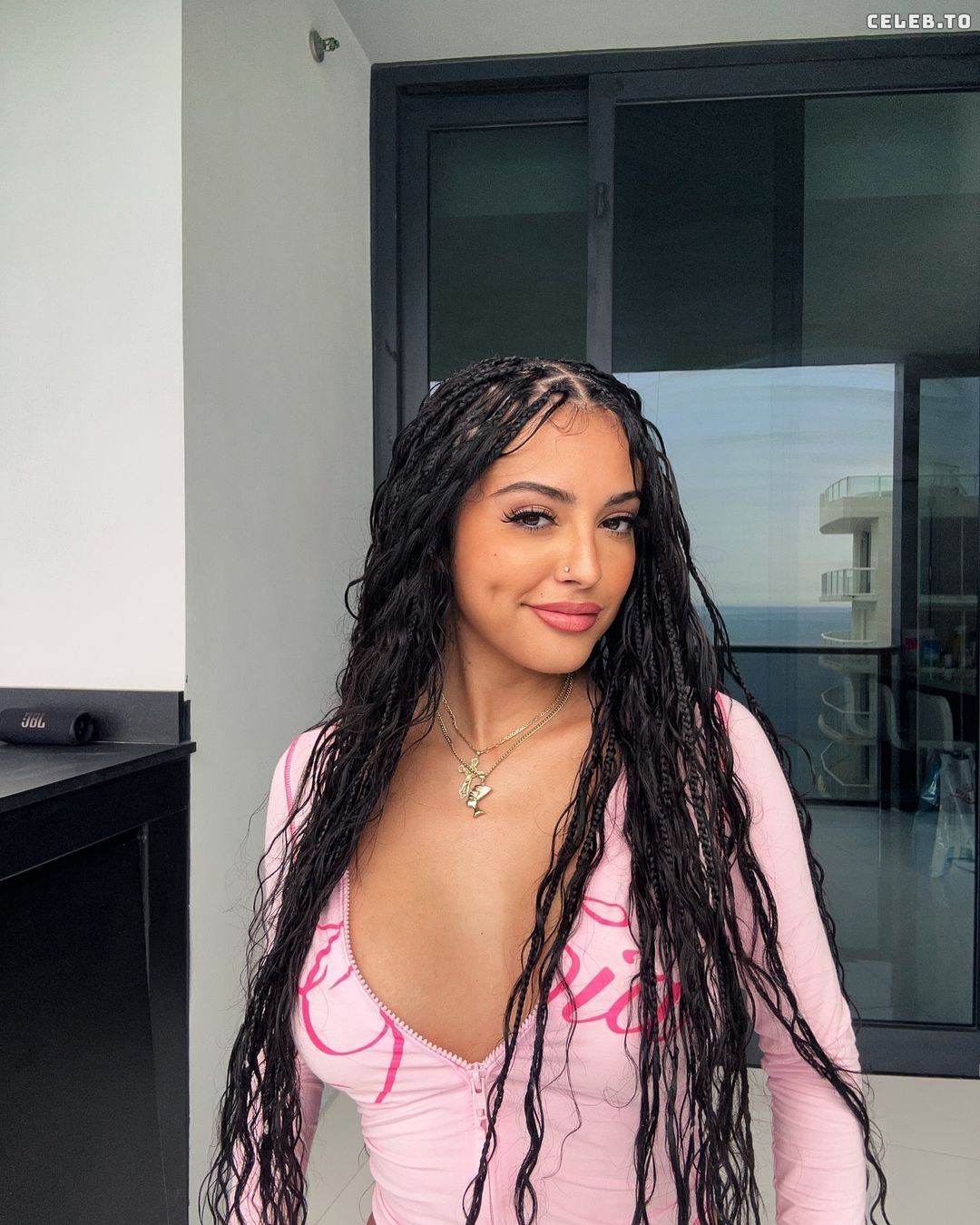 Image 3402391 from Malu Trevejo