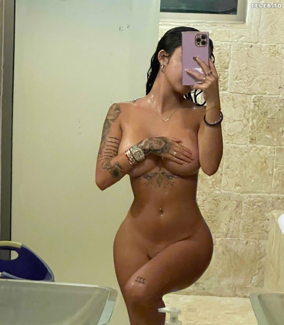 Image 3402417 from Malu Trevejo