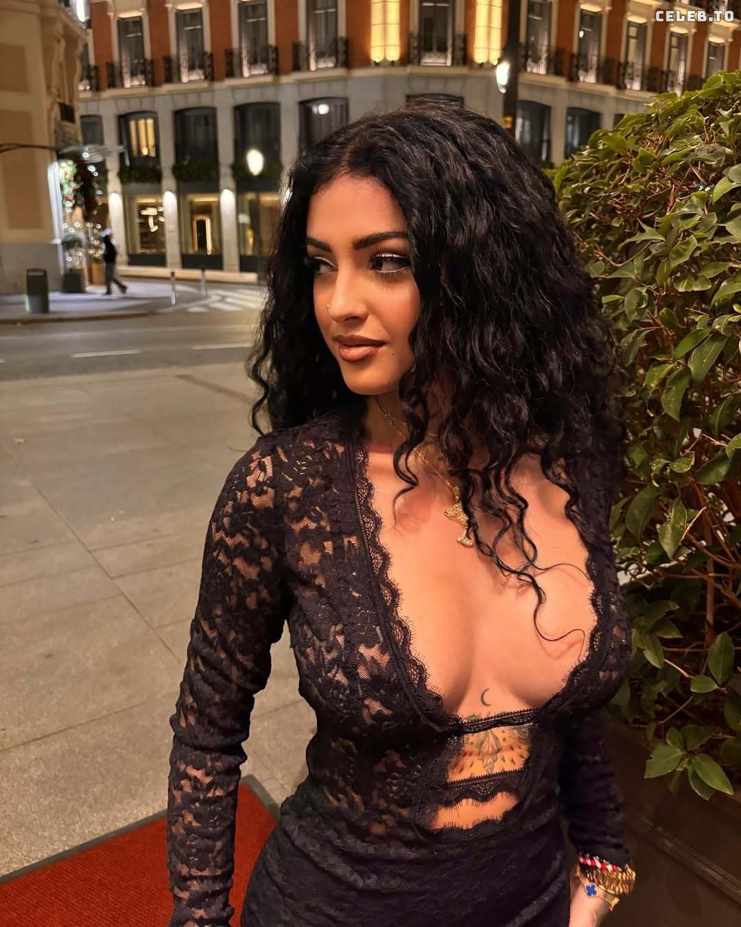 Image 3402645 from Malu Trevejo