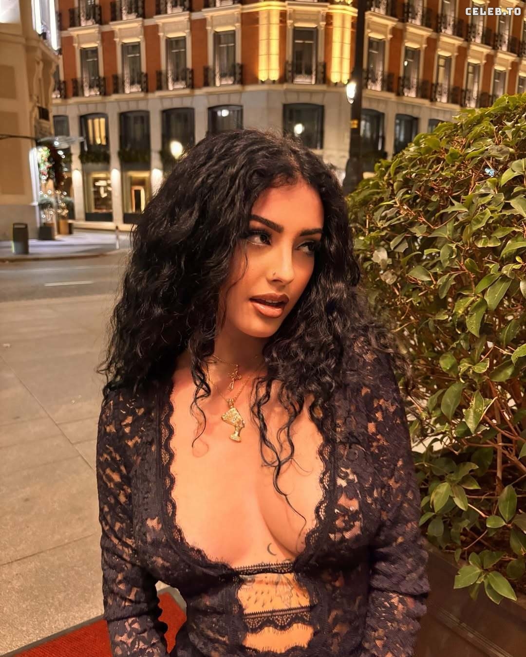Image 3402658 from Malu Trevejo