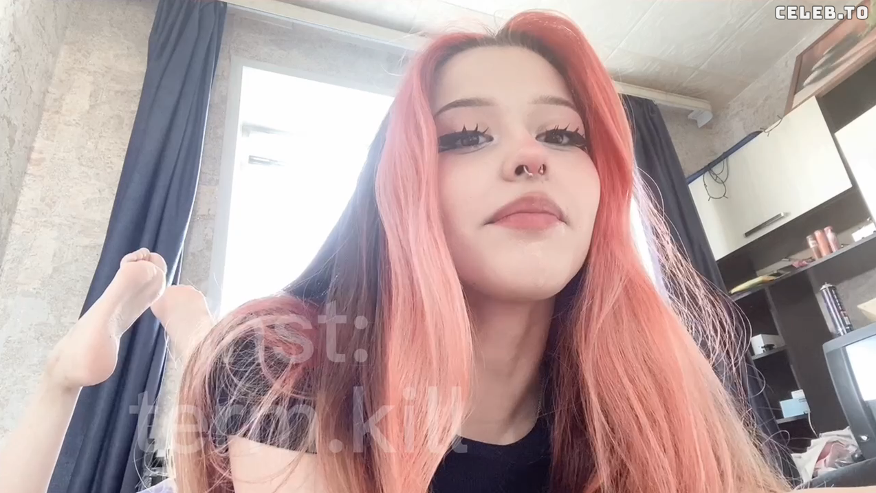 Image 340604 from term.kill - Alina