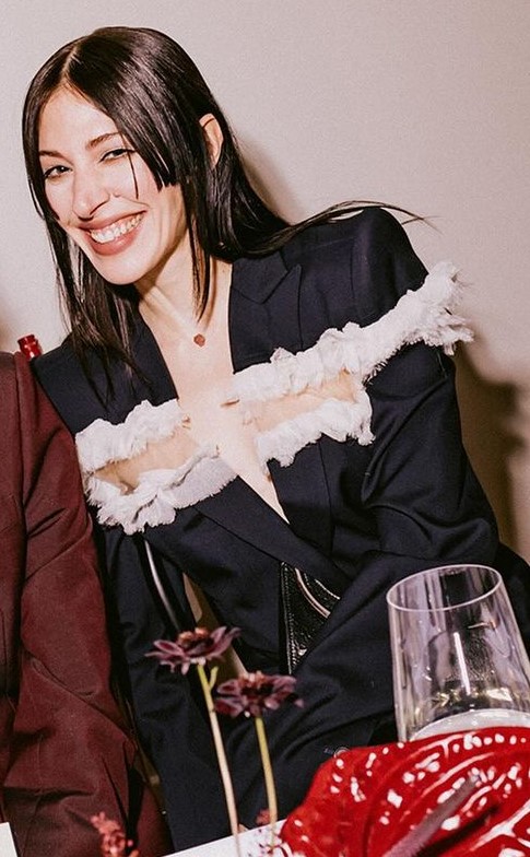 Image 4450569 from Caroline Polachek