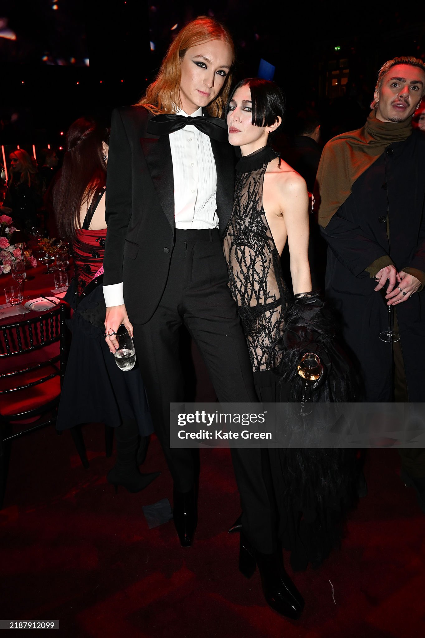 Image 4451136 from Caroline Polachek